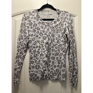 Gap Women’s Button Front Long Sleeve Animal Print Cardigan Sweater Size‎ S Gray